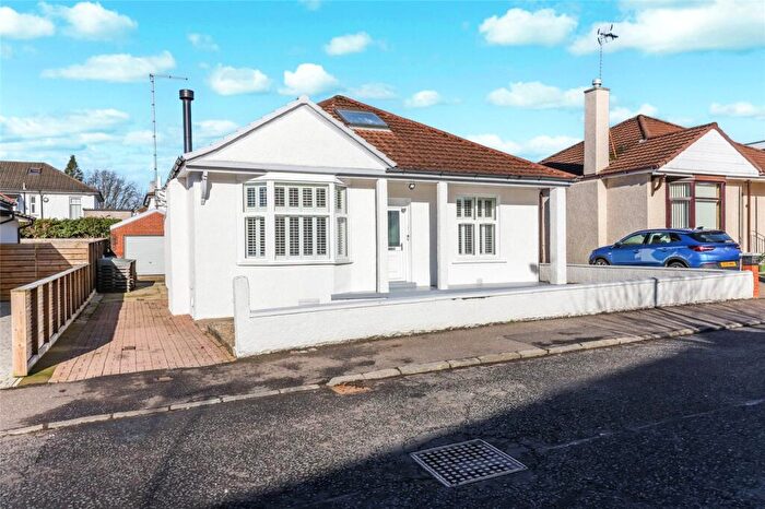 2 Bedroom Bungalow For Sale In Kingsburn Drive, Rutherglen, Glasgow, South Lanarkshire, G73