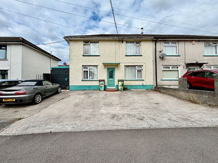 3 Bedroom Semi-Detached House For Sale In Trosnant Crescent, Penybryn, Hengoed, CF82