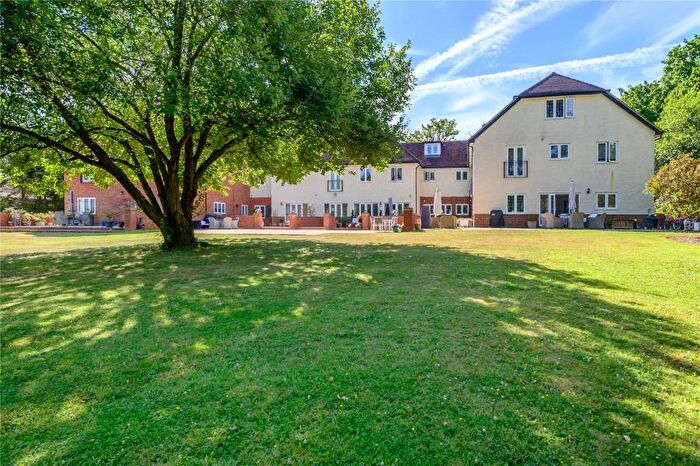 2 Bedroom Apartment To Rent In Worplesdon, Woking, Surrey, GU22