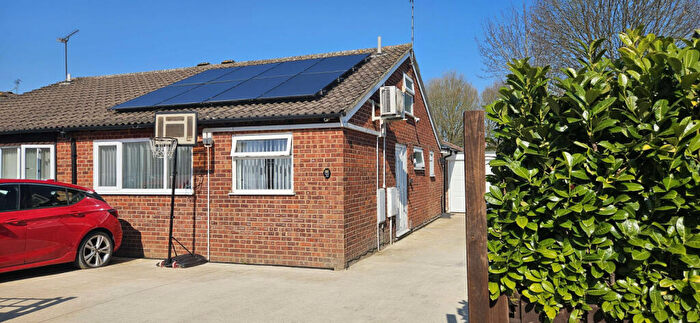 3 Bedroom Bungalow To Rent In Barton Hills Luton, LU3