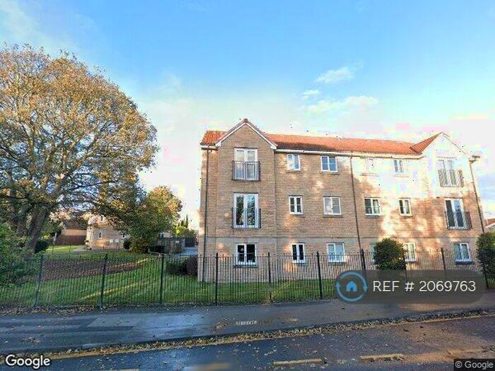 2 Bedroom Flat To Rent In Elderberry Close, Scholes, Rotherham, S61