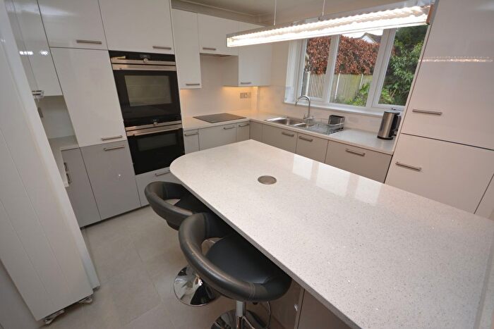 4 Bedroom Detached House To Rent In Badgers Close, Galleywood, Chelmsford, CM2