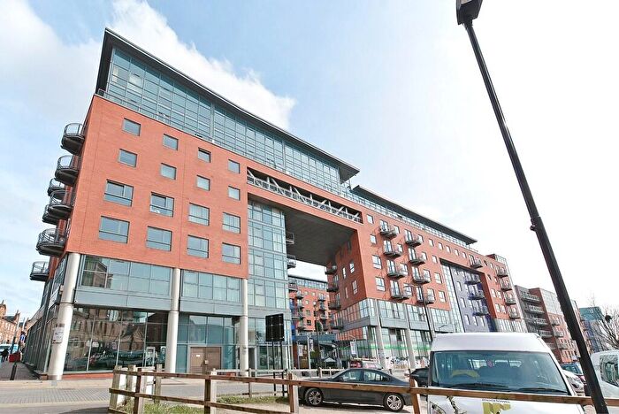1 Bedroom Apartment To Rent In West One Tower, Cavendish, Sheffield, S3