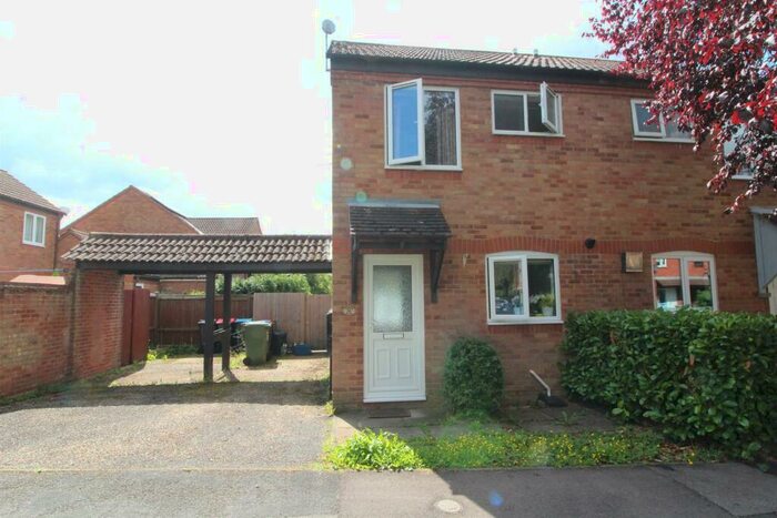 2 Bedroom Semi-Detached House To Rent In Quinton Drive, Bradwell Village, Milton Keynes, MK13