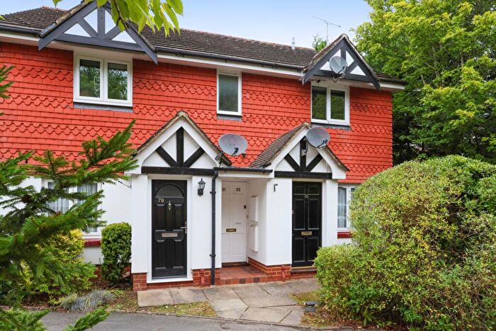 1 Bedroom Apartment To Rent In Eyston Drive, Weybridge, Surrey, KT13