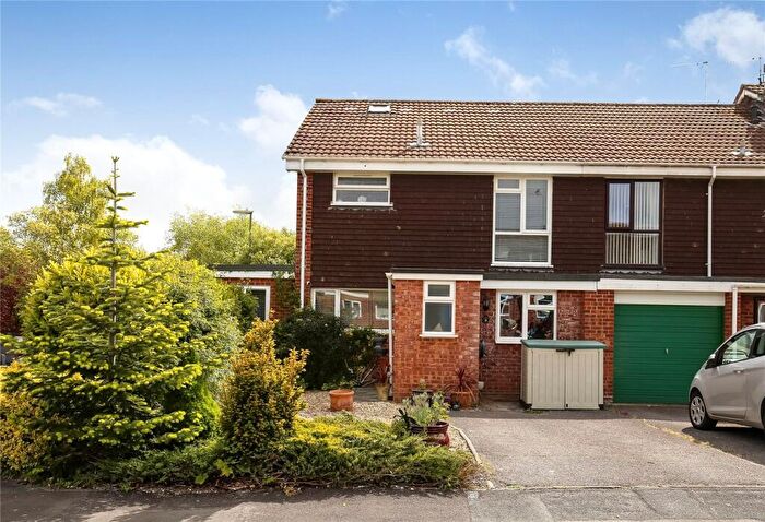 4 Bedroom End Of Terrace House For Sale In Bramshaw Close, Winchester, SO22
