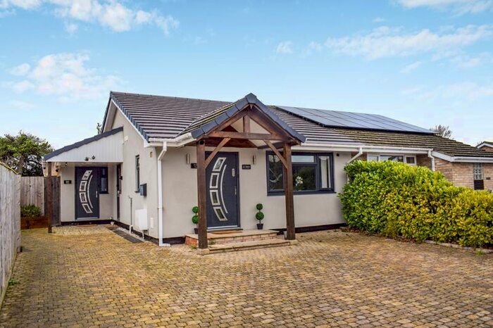 Studio To Rent In Begbroke Crescent, Begbroke, Kidlington OX5