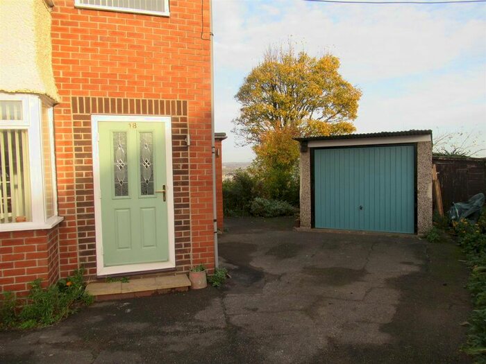 3 Bedroom Semidetached House To Rent In St. Crescent, Rothwell