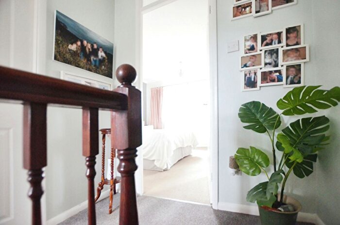 2 Bedroom Semi-Detached House For Sale In Forest Hill Road, Worksop, S81