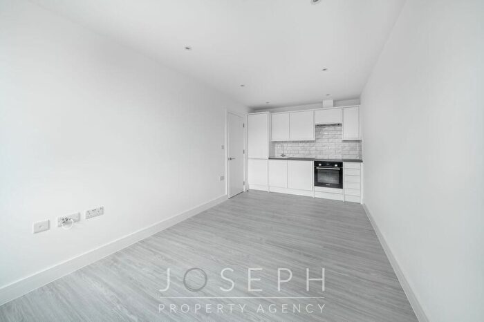 1 Bedroom Apartment To Rent In Elm Street, Ipswich, IP1