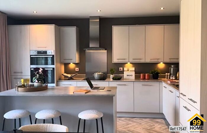 2 Bedroom Flat To Rent In Norfolk House, London, SW1P