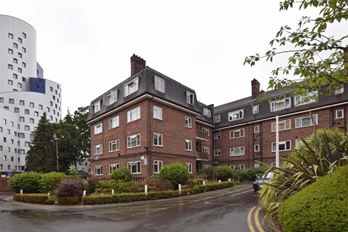 1 Bedroom Flat For Sale In North End Road, Wembley, Middlesex, HA9