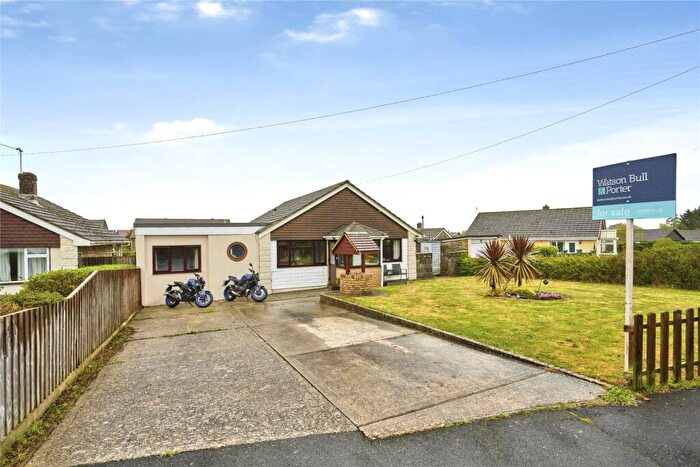 3 Bedroom Bungalow For Sale In Hinton Road, Newport, Isle Of Wight, PO30
