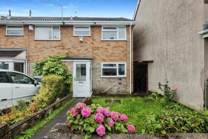 3 Bedroom Terraced House To Rent In Frederick Road, Oldbury, B68