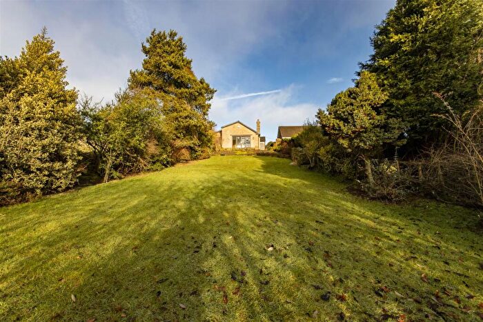 3 Bedroom Detached Bungalow For Sale In Main Road, Wadshelf, Chesterfield, S42