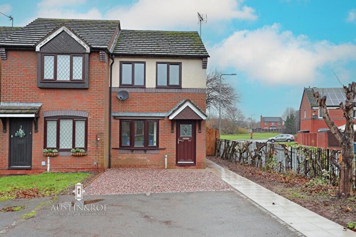 2 Bedroom End Of Terrace House To Rent In Melrose Avenue, Stone, Staffordshire, ST15