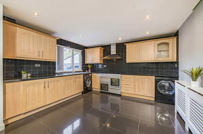 2 Bedroom Terraced House For Sale In Dauntsey Covert, Druids Heath, Birmingham, B14