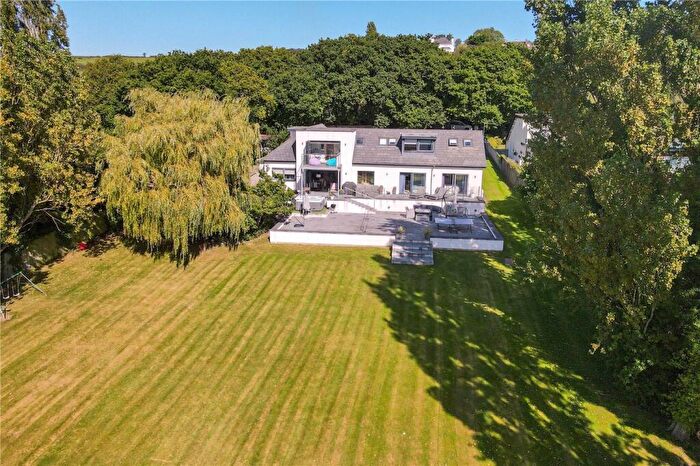 5 Bedroom Detached House To Rent In Pipers Lane, Heswall, Wirral, CH60
