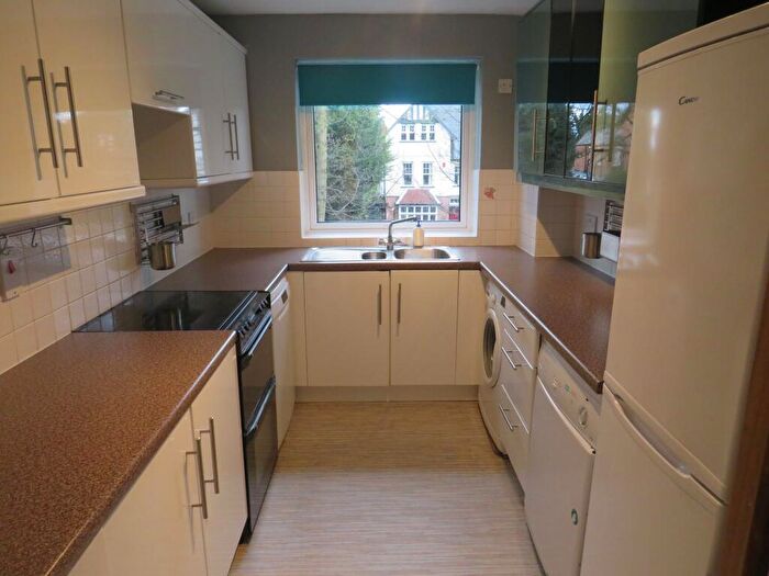 2 Bedroom Flat To Rent In Boldmere Road, Sutton Coldfield, B73