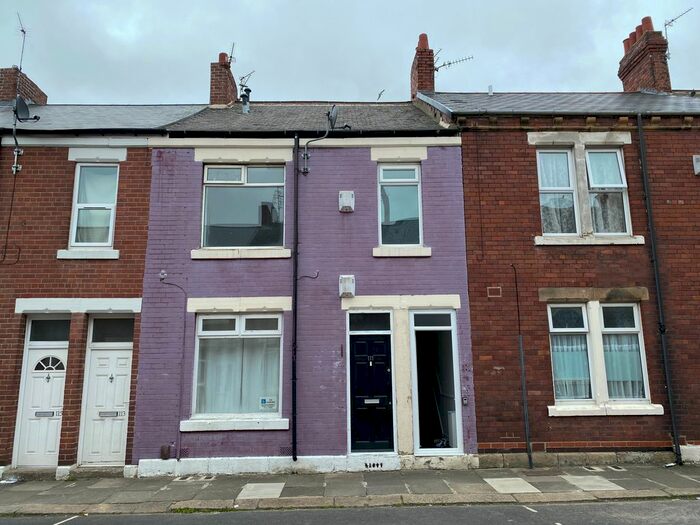 2 Bedroom Flat To Rent In Charlotte Street, Wallsend, NE28