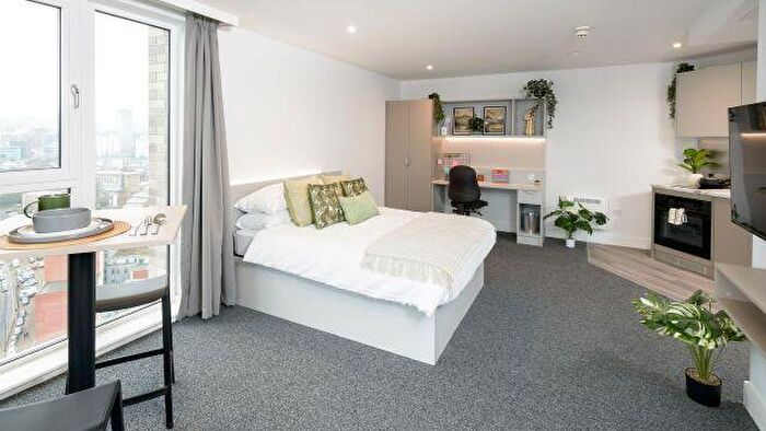 Apartment To Rent In True Sky Superior Studio, True Sheffield, Tenter Street, Sheffield, S1