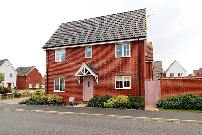 3 Bedroom Detached House For Sale In Myrtle Lane, Red Lodge, IP28