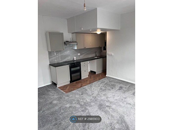 2 Bedroom Terraced House To Rent In Blackhouse Road, Huddersfield, HD2