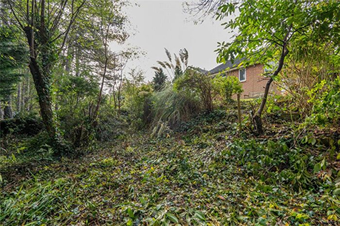 2 Bedroom Bungalow For Sale In Bryony Way, Waterlooville, Hampshire, PO7