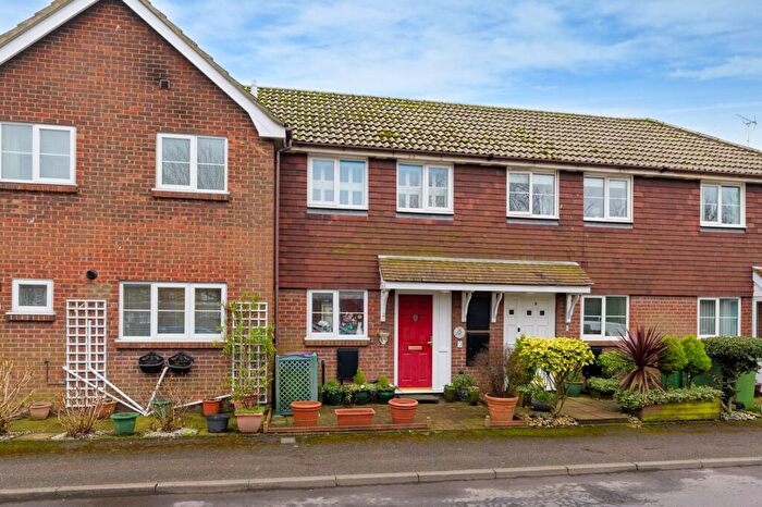 1 Bedroom Terraced House For Sale In Portland Road, Hythe, CT21