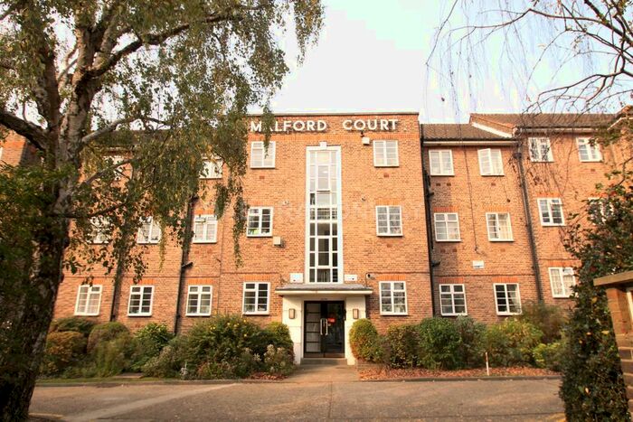 1 Bedroom Flat To Rent In Malford Court, South Woodford, E18