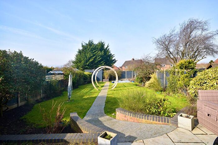 4 Bedroom Detached House For Sale In Vandyke Road, Leighton Buzzard, LU7
