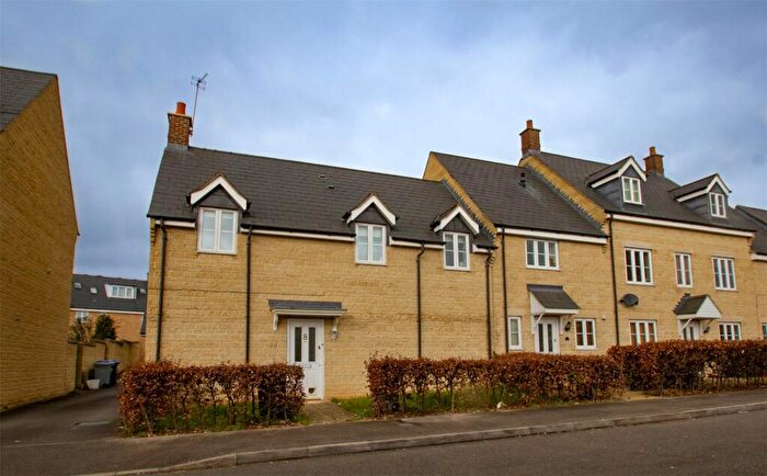 1 Bedroom Apartment To Rent In Lilac Way, Carterton, Oxfordshire, OX18