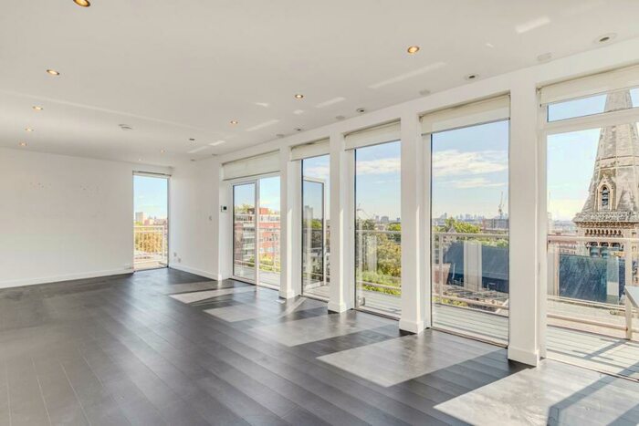 2 Bedroom Penthouse To Rent In Provost Court, Eton Road, Belsize Park, NW3