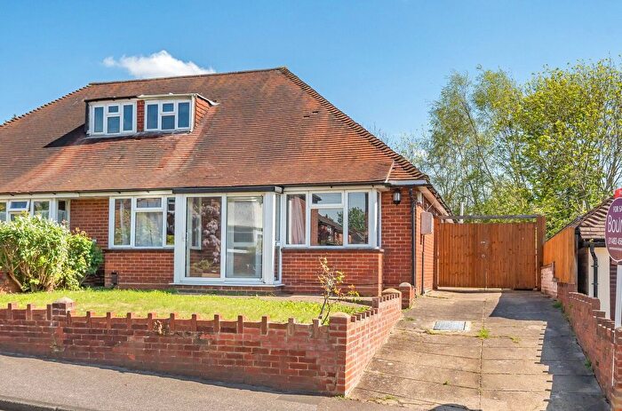 3 Bedroom Bungalow To Rent In Manor Road, Guildford, Surrey, GU2