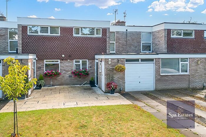 3 Bedroom Terraced House For Sale In Coniston Road, Leamington Spa, CV32