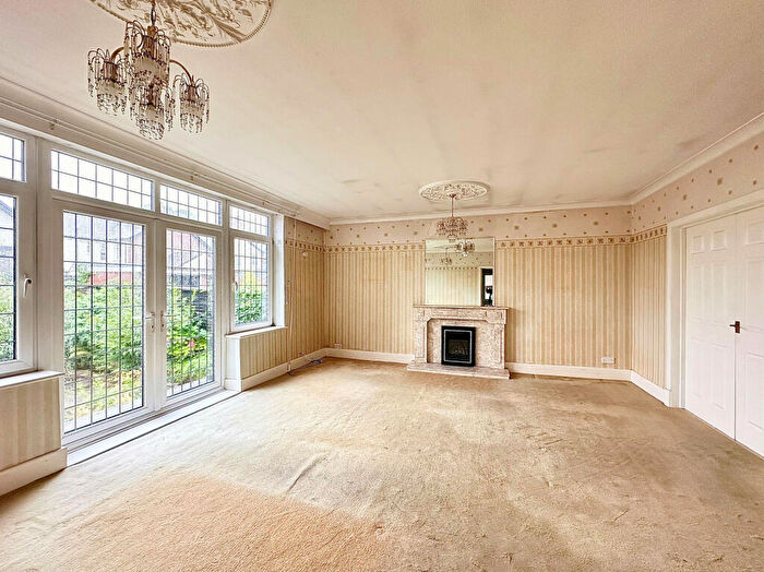 2 Bedroom Bungalow For Sale In Victoria Road, Fulwood, Preston, PR2