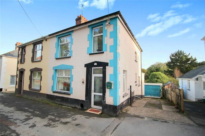 3 Bedroom Semi-Detached House For Sale In Brookfield, Bideford EX39