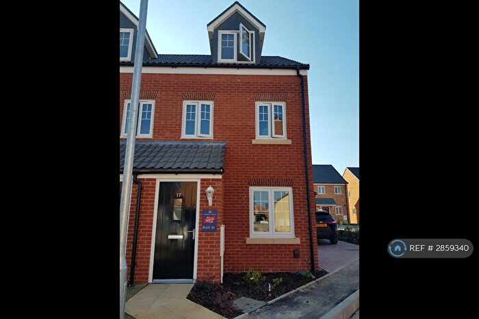 3 Bedroom Semi Detached House To Rent In Tern Place, Exning, CB8