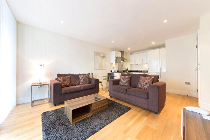 1 Bedroom Flat For Sale In Cobalt Point, Canary Wharf, London, E14