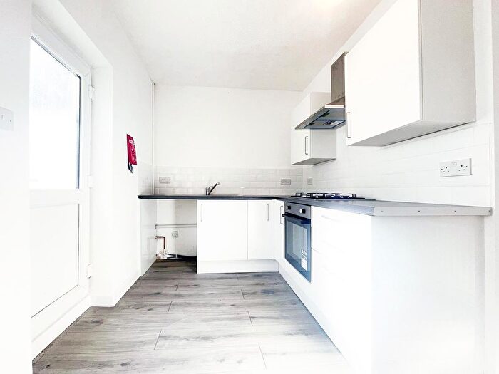 1 Bedroom Flat To Rent In Herman Terrace, Chatham, ME4