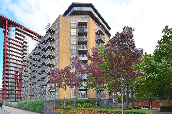 2 Bedroom Flat To Rent In Naxos Building, Docklands, London, E14
