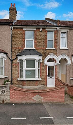 Studio To Rent In Barnfield Road, Belvedere, DA17