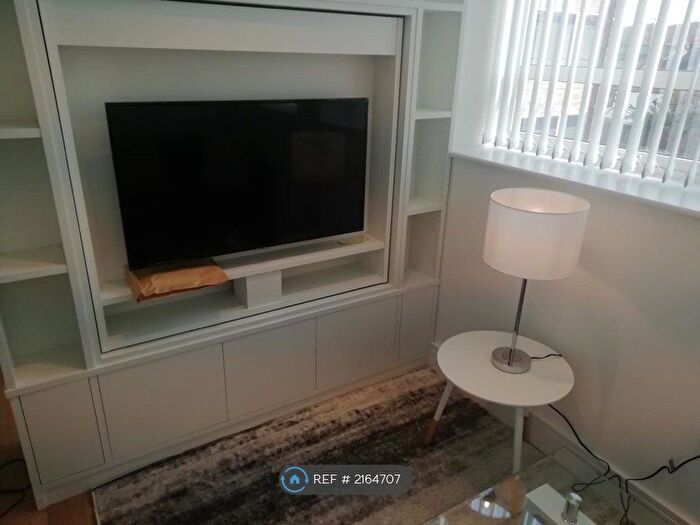 1 Bedroom Flat To Rent In Langwood House, Rickmansworth, WD3