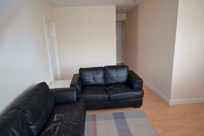 2 Bedroom Apartment To Rent In Great Northern Road, DE1