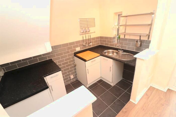 2 Bedroom End Of Terrace House To Rent In Baynes Street, Hoddlesden, Darwen, BB3
