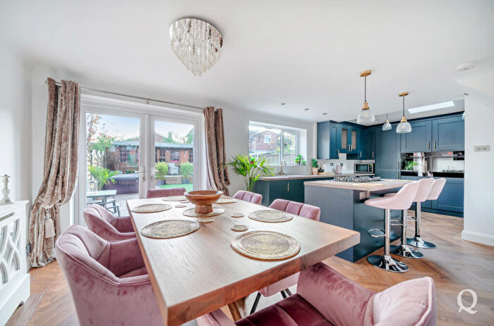 3 Bedroom Semi Detached House For Sale In Silverdale Grove, Sittingbourne, Kent, ME10