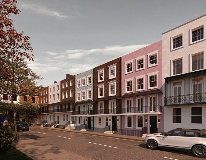 2 Bedroom Flat To Rent In Albion Place, Ramsgate, Kent, CT11