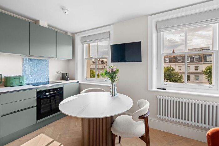 1 Bedroom Flat To Rent In Queens Gate, South Kensington, London, SW7