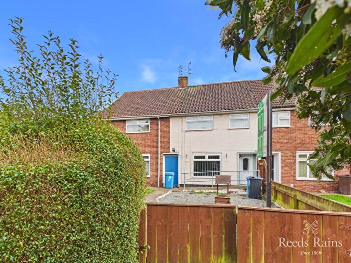3 Bedroom Terraced House For Sale In Brent Avenue, Hull, East Yorkshire, HU8