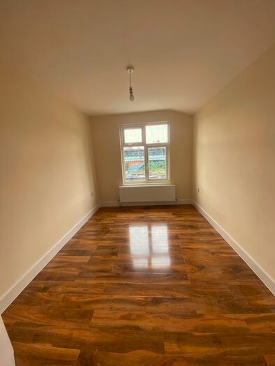 2 Bedroom Flat To Rent In Mount Pleasant, Wembley, HA0